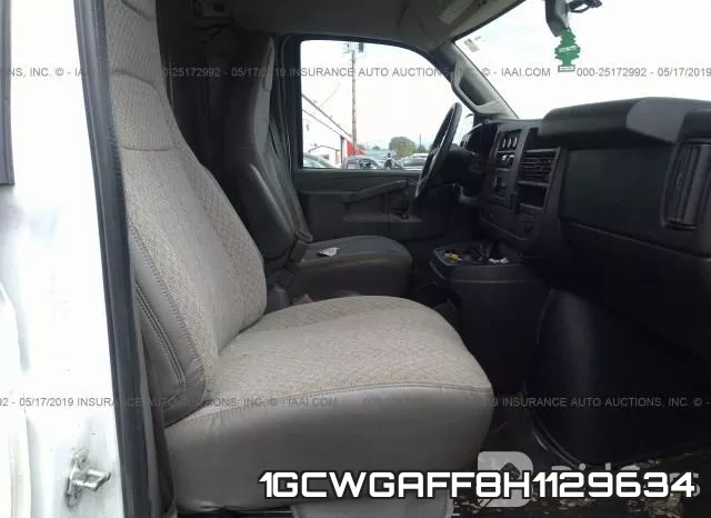1GCWGAFF8H1129634 фото 6