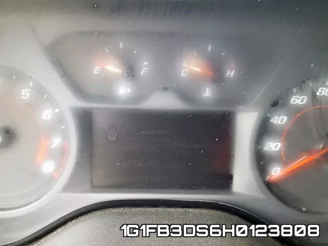 1G1FB3DS6H0123808 фото 9