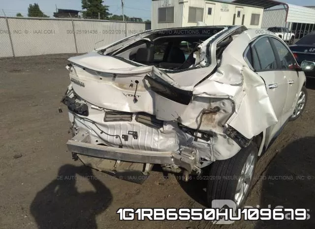 1G1RB6S50HU109679 фото 7