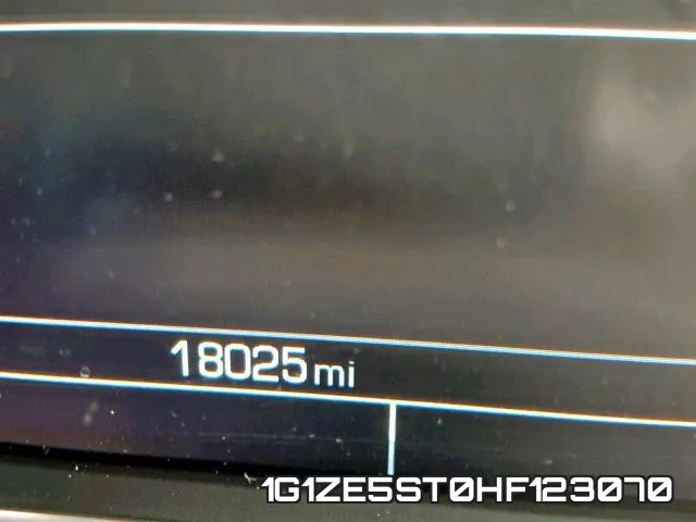 1G1ZE5ST0HF123070 фото 9