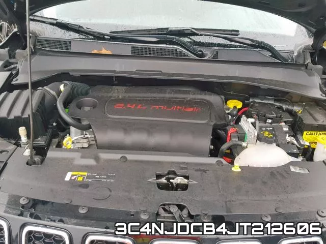 3C4NJDCB4JT212606 фото 8