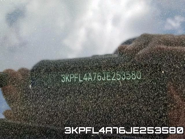 3KPFL4A76JE253580 фото 2