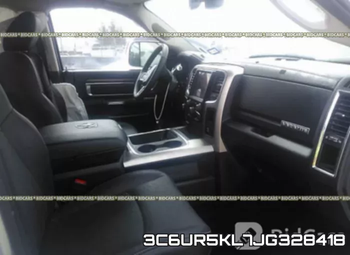 3C6UR5KL7JG328418 фото 6