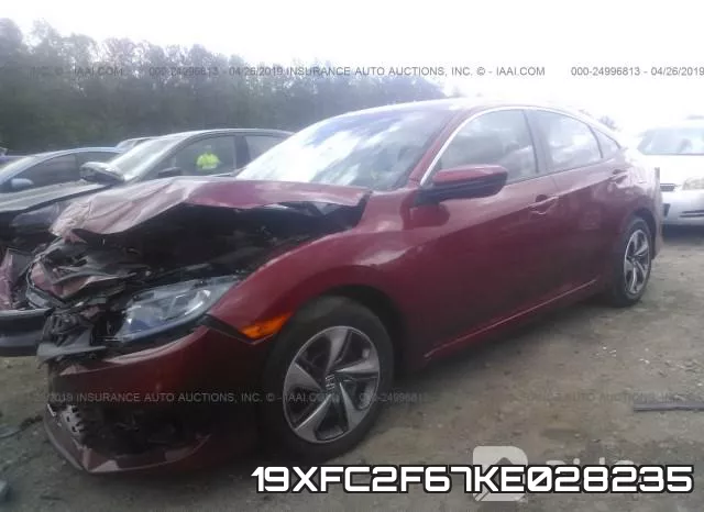 19XFC2F67KE028235 фото 3
