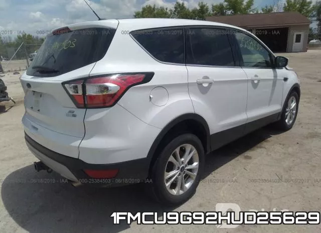 1FMCU9G92HUD25629 фото 5