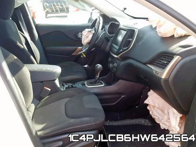 1C4PJLCB6HW642564 фото 6
