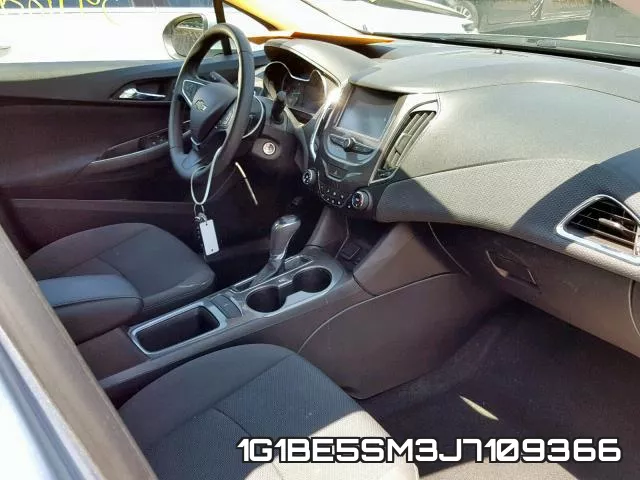 1G1BE5SM3J7109366 фото 6