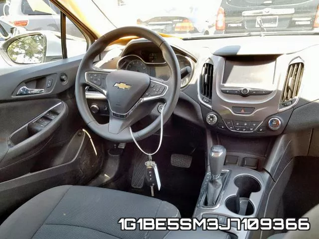 1G1BE5SM3J7109366 фото 10