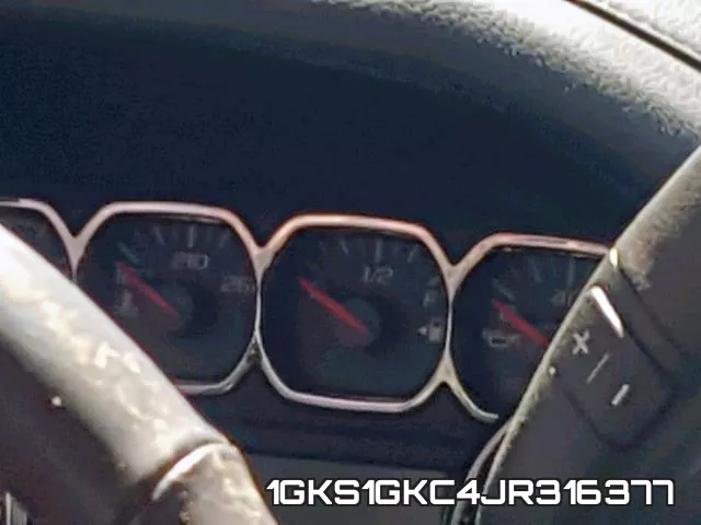 1GKS1GKC4JR316377 фото 9