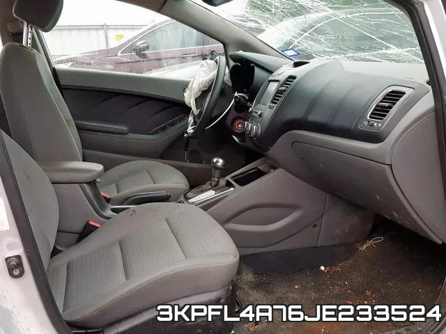 3KPFL4A76JE233524 фото 6