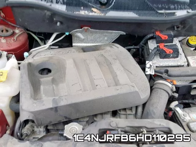 1C4NJRFB6HD110295 фото 8
