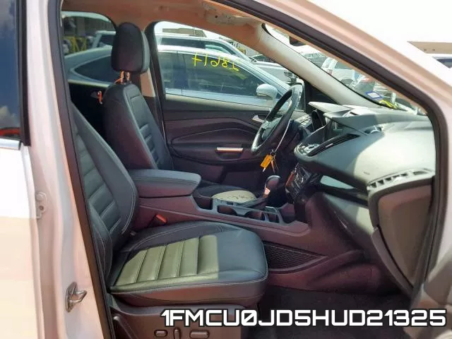 1FMCU0JD5HUD21325 фото 6