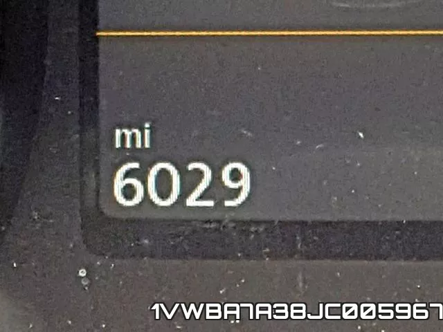 1VWBA7A38JC005967 фото 9