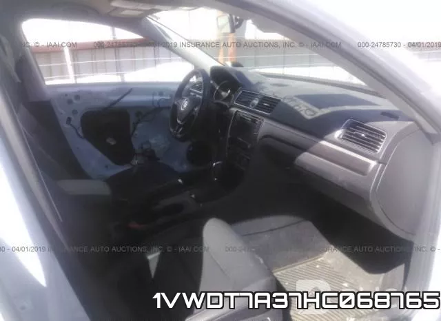1VWDT7A37HC068765 фото 5