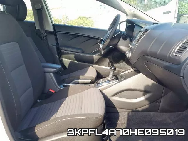 3KPFL4A70HE095019 фото 6