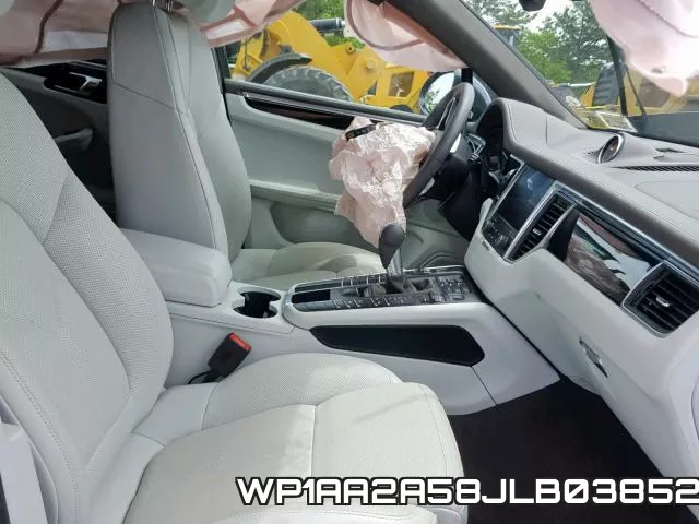 WP1AA2A58JLB03852 фото 6