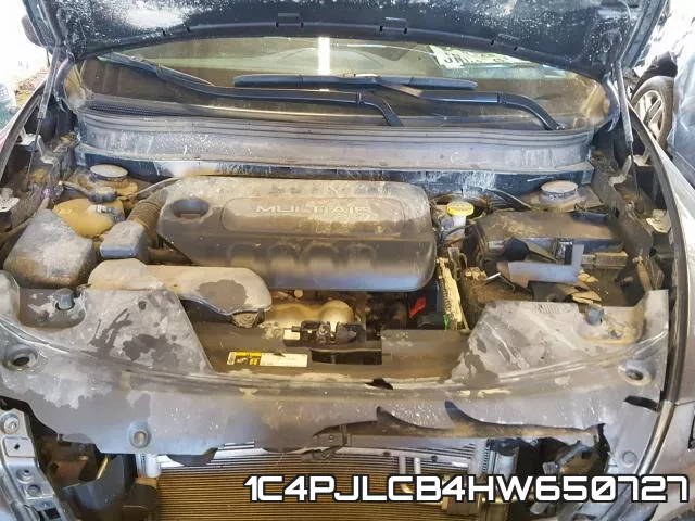 1C4PJLCB4HW650727 фото 8