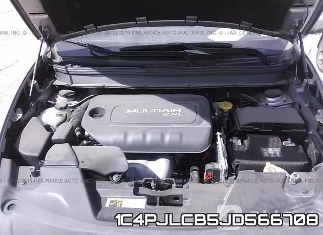 1C4PJLCB5JD566708 фото 2
