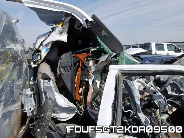 1FDUF5GT2KDA09500 фото 6