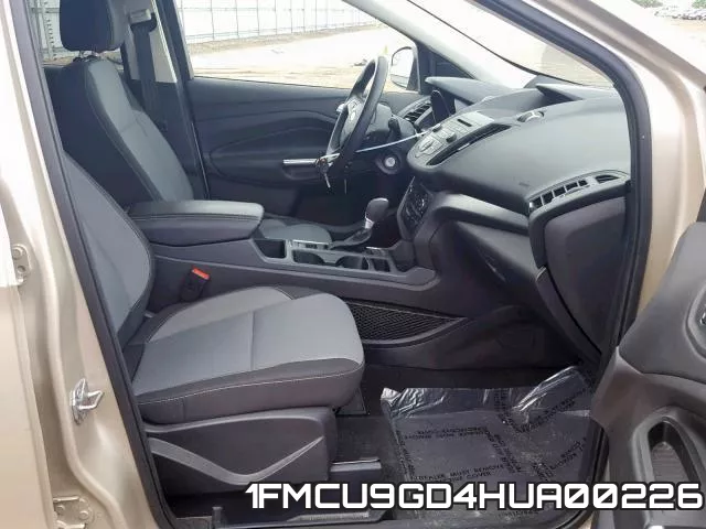 1FMCU9GD4HUA00226 фото 6