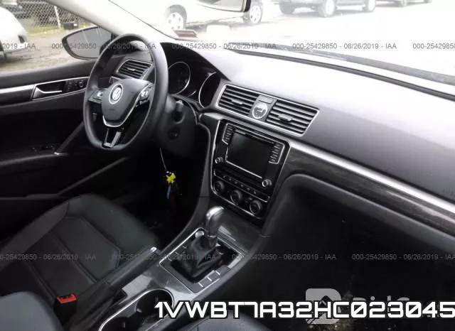 1VWBT7A32HC023045 фото 6