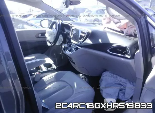 2C4RC1BGXHR519833 фото 6