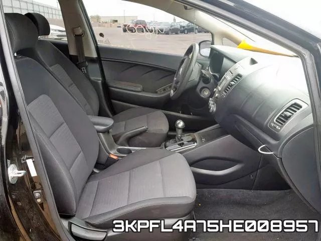 3KPFL4A75HE008957 фото 6