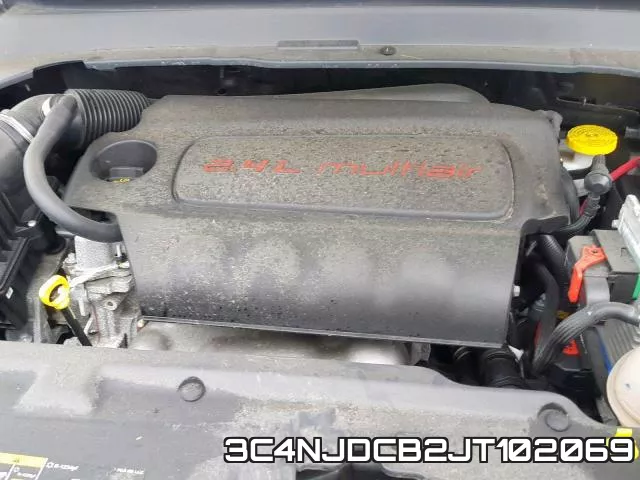 3C4NJDCB2JT102069 фото 8