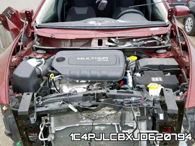 1C4PJLCBXJD620794 фото 8