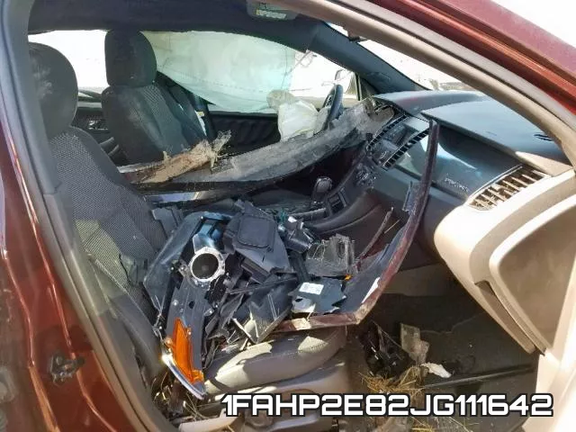 1FAHP2E82JG111642 фото 6