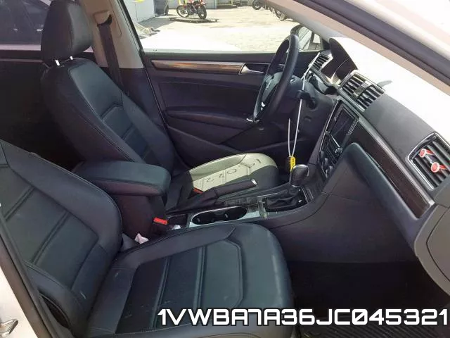1VWBA7A36JC045321 фото 6