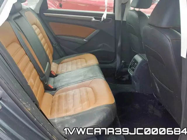 1VWCA7A39JC000684 фото 7
