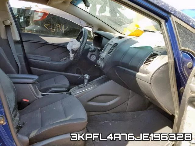 3KPFL4A76JE196328 фото 6