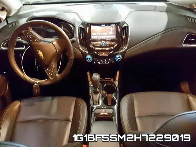 1G1BF5SM2H7229019 фото 2