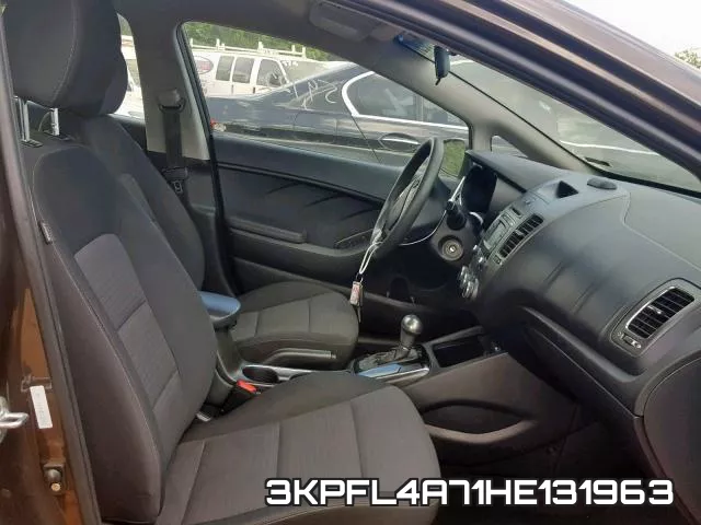 3KPFL4A71HE131963 фото 6