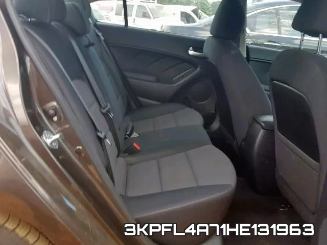 3KPFL4A71HE131963 фото 7