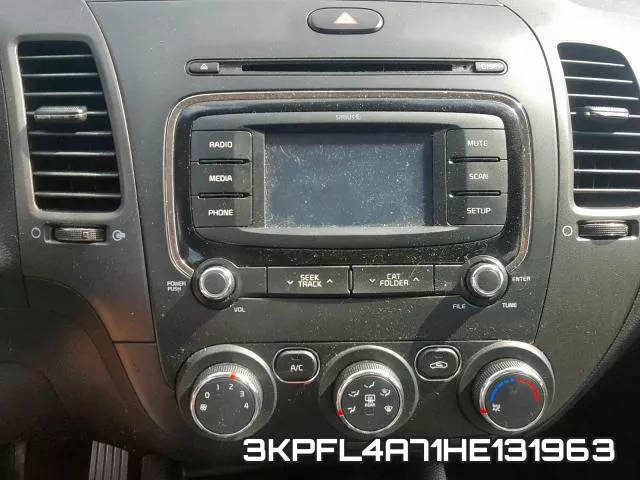3KPFL4A71HE131963 фото 10