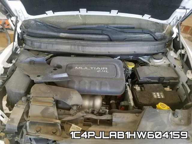1C4PJLAB1HW604159 фото 8