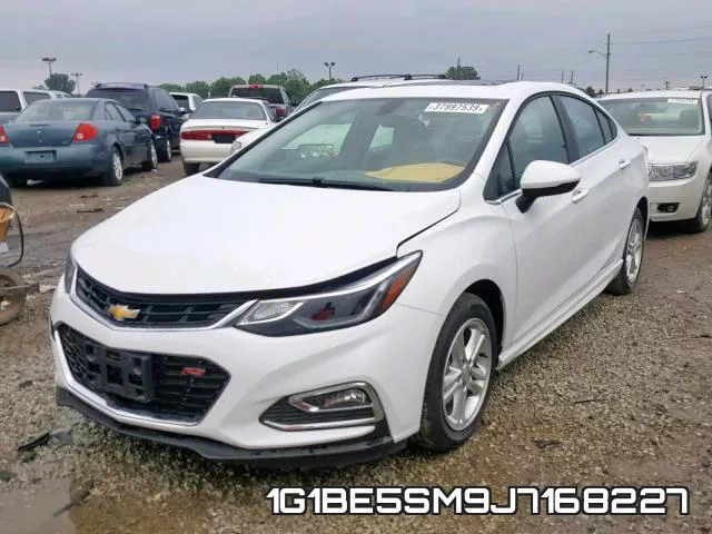 1G1BE5SM9J7168227 фото 3