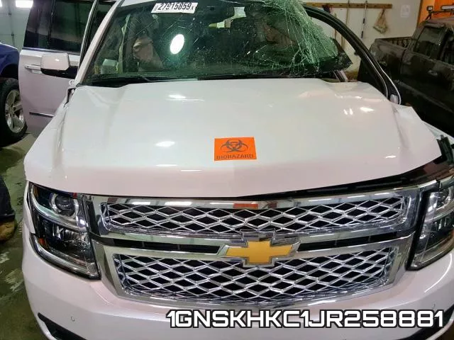 1GNSKHKC1JR258881 фото 8