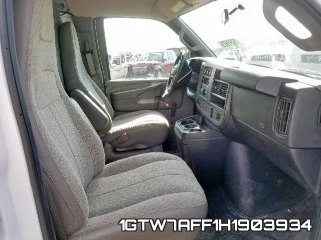 1GTW7AFF1H1903934 фото 6