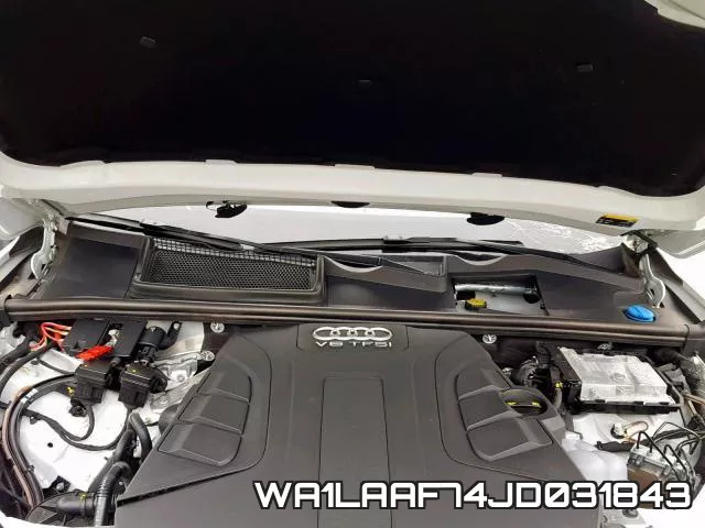WA1LAAF74JD031843 фото 8