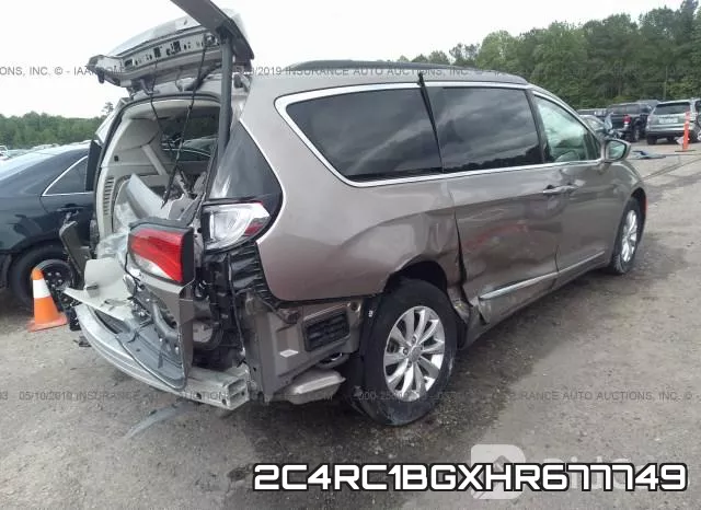 2C4RC1BGXHR677749 фото 5