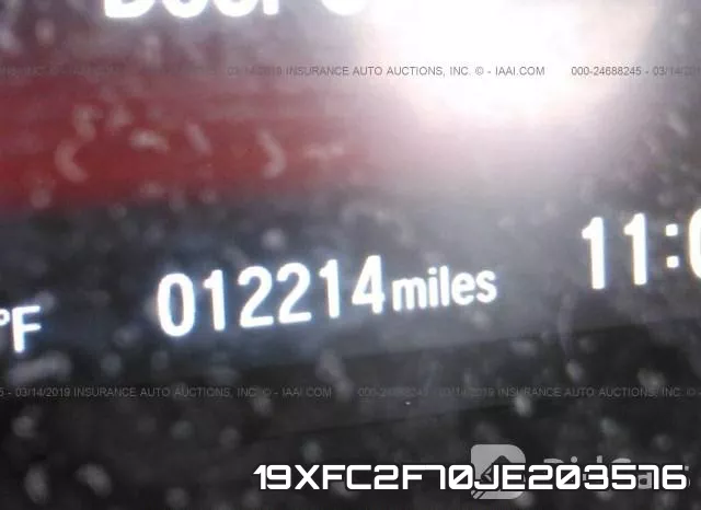 19XFC2F70JE203576 фото 8