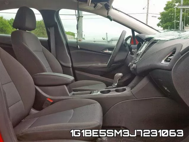 1G1BE5SM3J7231063 фото 6