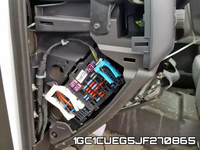 1GC1CUEG5JF270865 фото 10