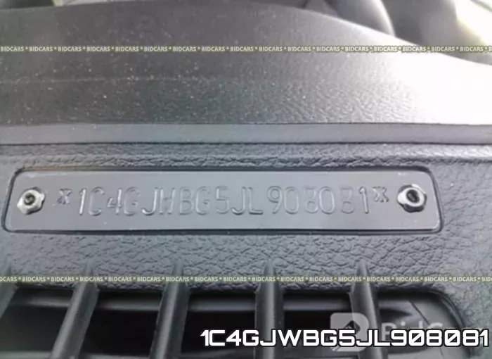 1C4GJWBG5JL908081 фото 10