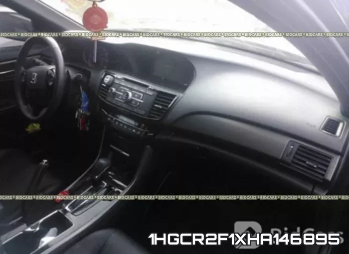 1HGCR2F1XHA146895 фото 6