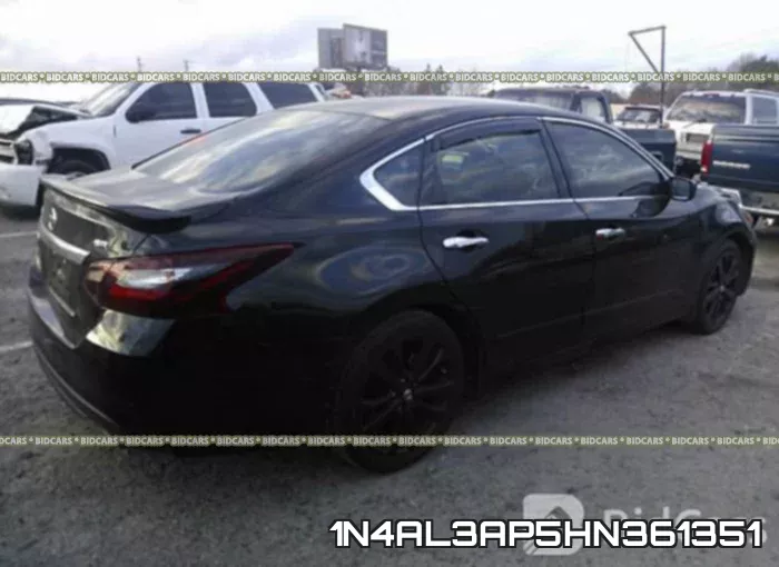 1N4AL3AP5HN361351 фото 5