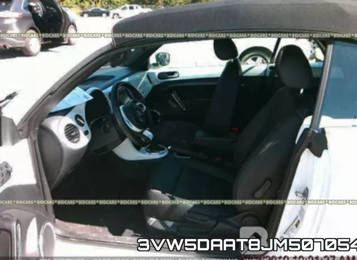 3VW5DAAT8JM507054 фото 6